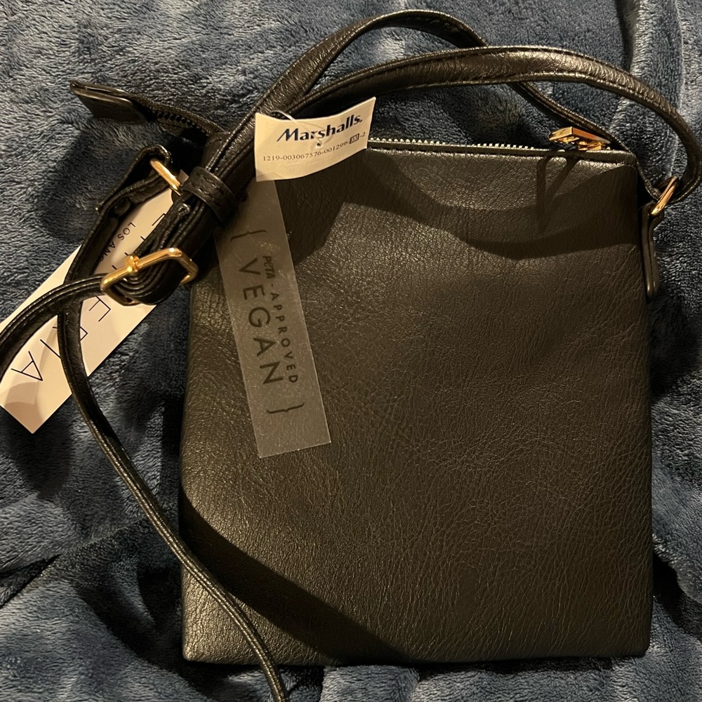 Emperia Los Angeles New York PETA Approved Vegan Black Crossbody, new with tags - Picture 2 of 8